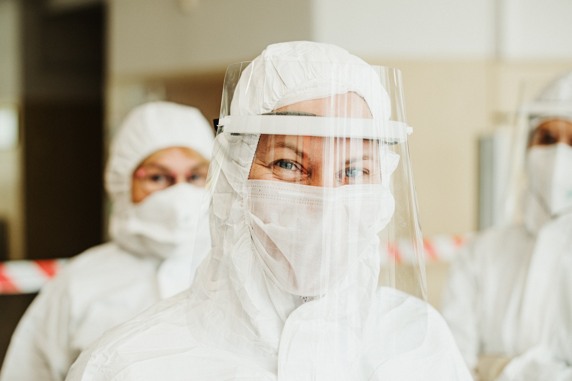 protective-suit-g33401d8f3_1920